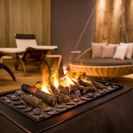 Alaska Hotell 3*